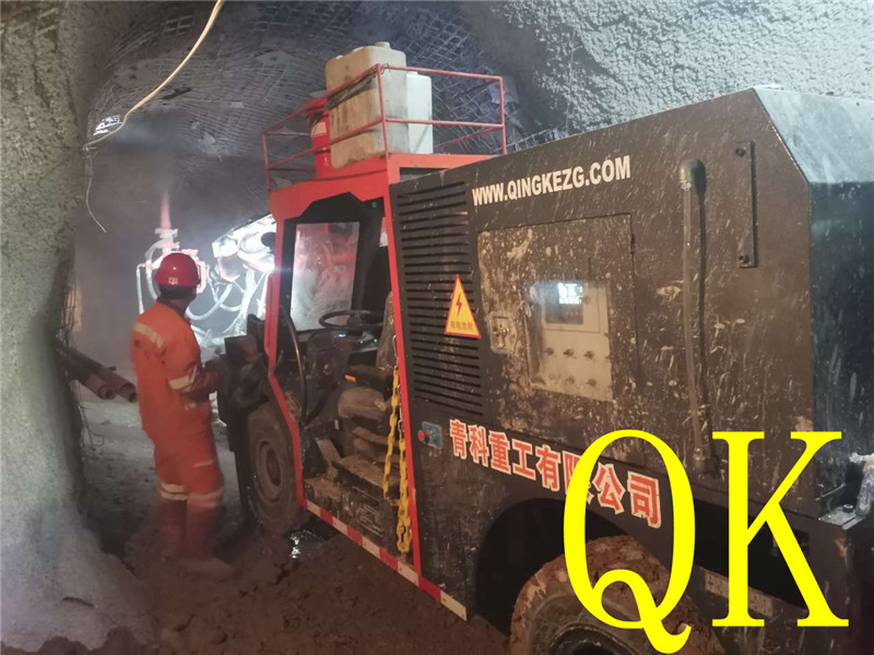 混凝土泵 青科重工 濕噴臺車 混凝土泵 青科重工 濕噴臺車