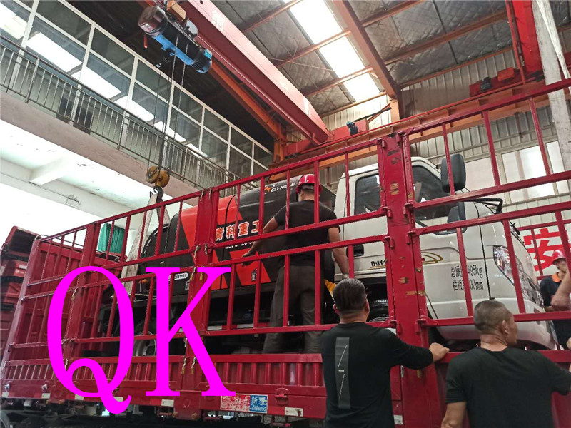 混凝土泵 青科重工 濕噴臺(tái)車 混凝土泵 青科重工 濕噴臺(tái)車