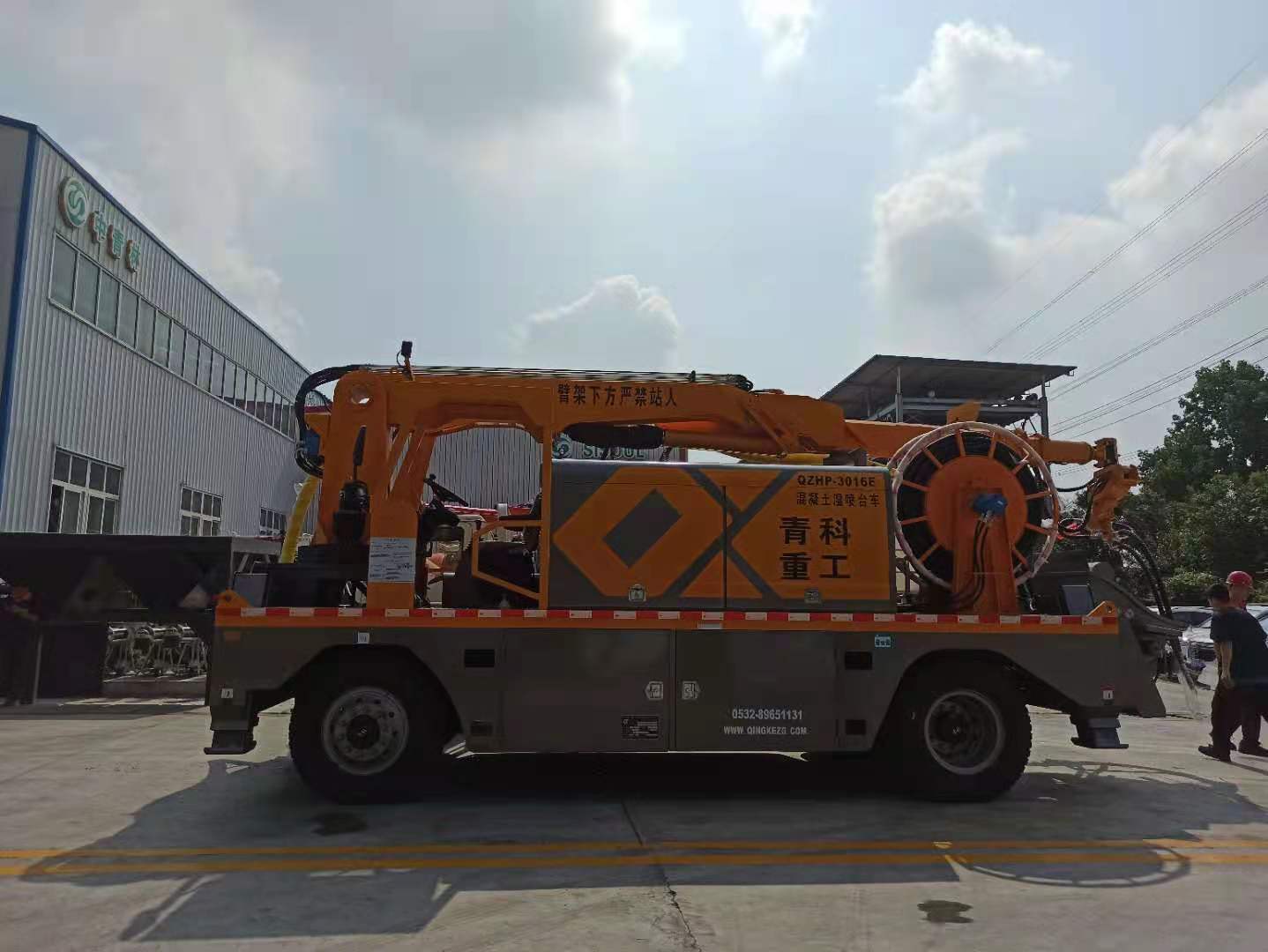 混凝土泵 青科重工 濕噴臺(tái)車(chē) 混凝土泵 青科重工 濕噴臺(tái)車(chē)