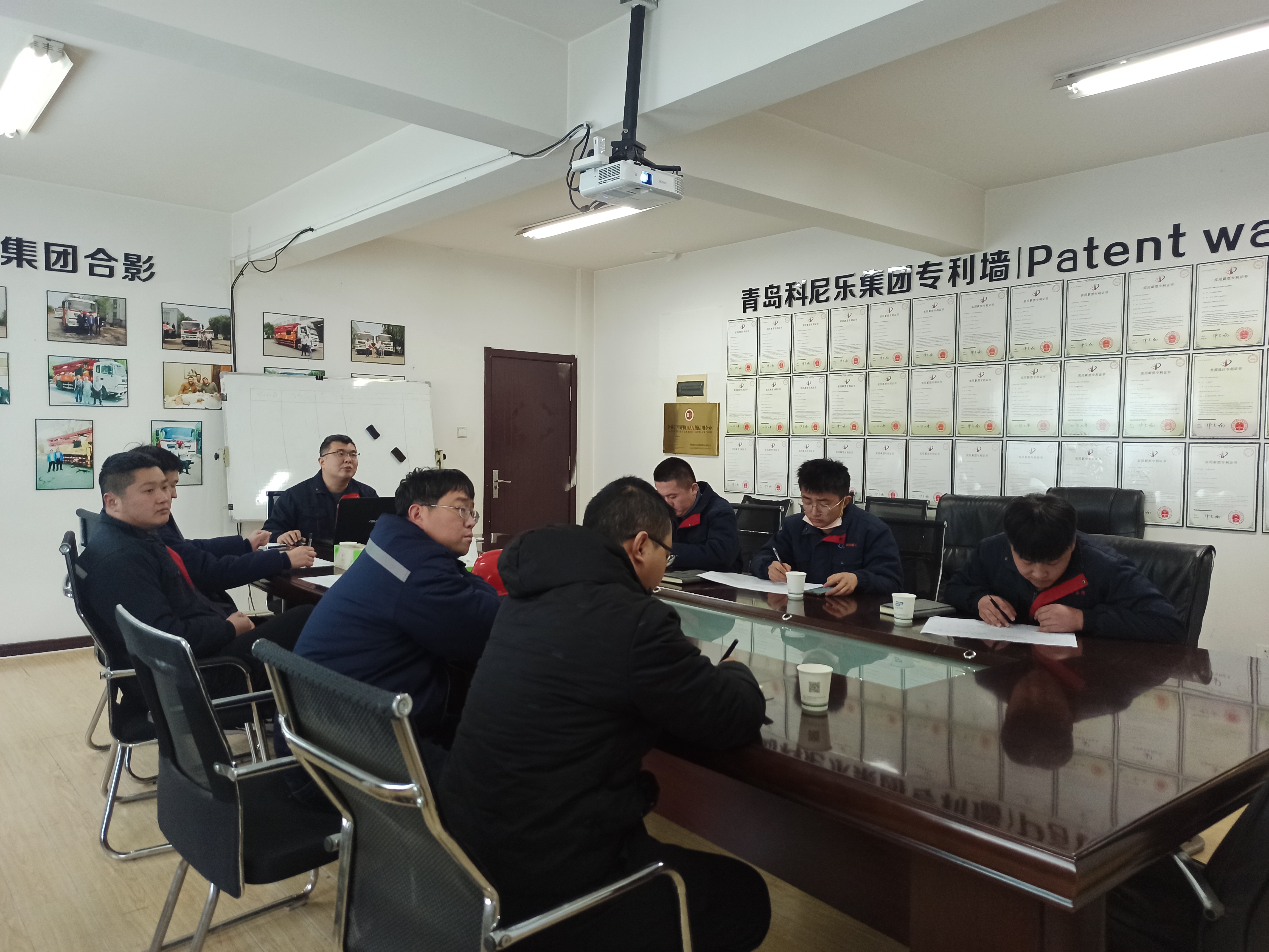 濕噴臺車 青科重工 混凝土泵 濕噴臺車 青科重工 混凝土泵