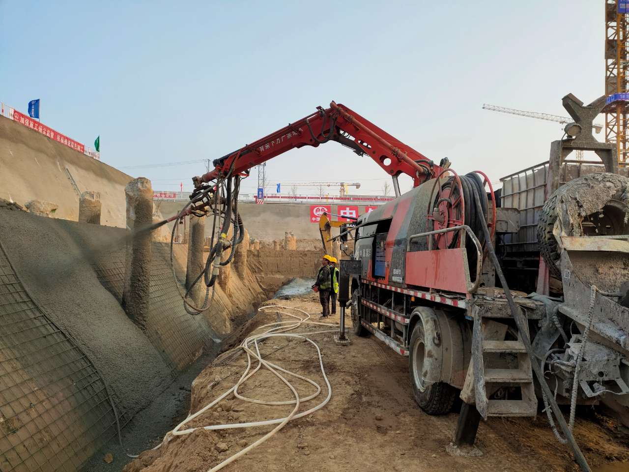 混凝土泵 青科重工 濕噴機(jī)械手 濕噴臺(tái)車 混凝土泵 青科重工 濕噴機(jī)械手 濕噴臺(tái)車